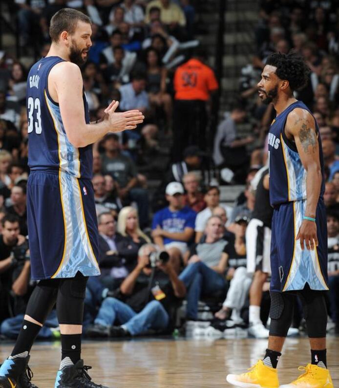 第九届亚冬会各国代表团陆续抵达 哈尔滨迎来首个入境高峰央视新闻客户端.